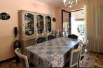 Lijepa kuća sa 3 stana,bazenom i gr.terenom,POREČ okolica