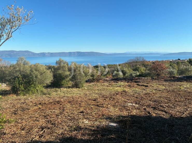 Atraktivno građevinsko zemljište sa prekrasnim pogledom na more,LABIN okolica