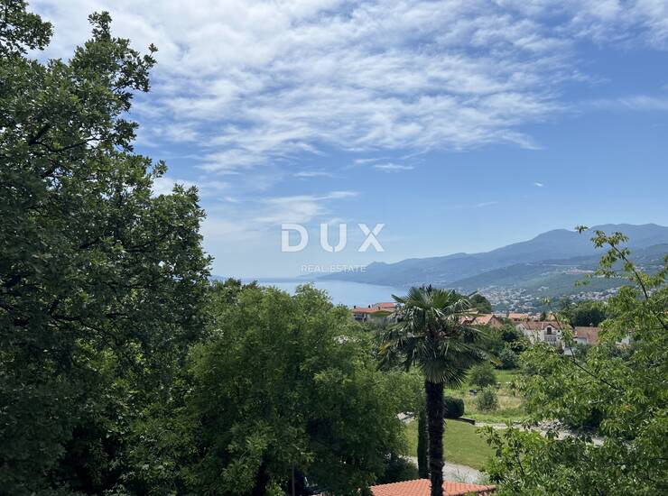 OPATIJA, MATULJI – unikatna obiteljska vila s bazenom i panoramskim pogledom