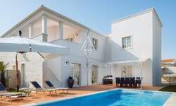 Kuca, Poreč, prodaja, 1230000 €, 226 m2