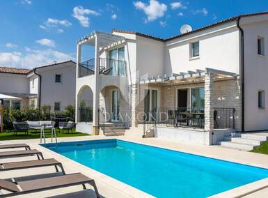 Kuca, Labin, Rabac, prodaja, 350000 €, 140 m2