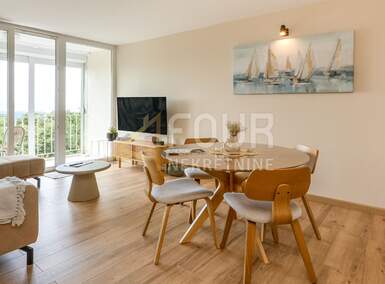Trosoban stan, Rijeka, Turnić, prodaja, 250000 €, 58 m2