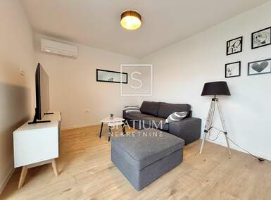 Trosoban stan, Opatija, Kosićevo, najam, 1000 €, 59 m2