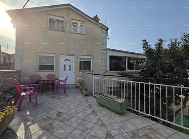 Kuca, Ližnjan, prodaja, 280000 €, 168 m2