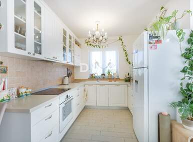 Cetvorosoban stan, Pula, Veli vrh, prodaja, 399000 €, 136 m2