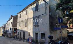Kuca, Buje, Momjan, prodaja, 78000 €, 145 m2