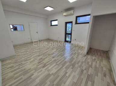Poslovni prostor, Rijeka, Sjever, najam, 1400 €, 130 m2
