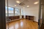 Rijeka, Centar, poslovni prostor, 107 m2, blizina Korza, prilika