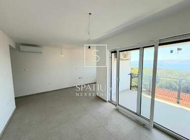 Trosoban stan, Novi Vinodolski, Povile, prodaja, 209000 €, 52 m2