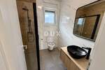 Novi Vinodolski, dvosobni apartman, 67 m2, novogradnja, okućnica