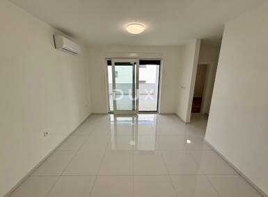 Trosoban stan, Novi Vinodolski, prodaja, 234500 €, 67 m2
