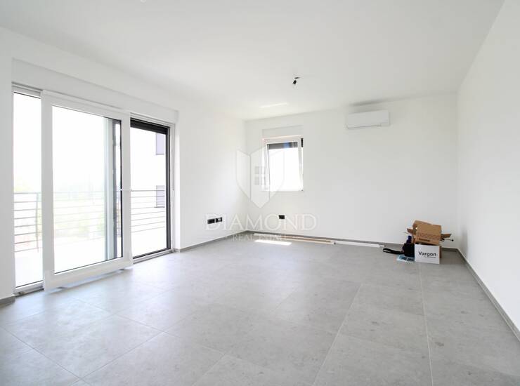 KRK, ČIŽIĆI - MODERAN APARTMAN BLIZU MORA!