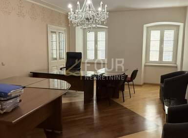 Trosoban stan, Rijeka, Centar, prodaja, 495000 €, 136 m2