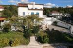 Vila s bazenom i dvije garaže na parceli od 2500m2