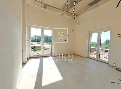 Kuca, Tinjan, Muntrilj, prodaja, 550000 €, 130 m2