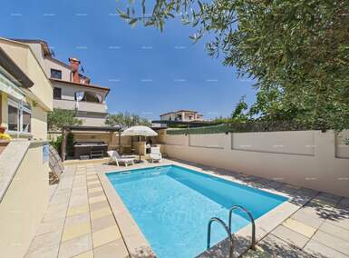 Kuca, Poreč, prodaja, 595000 €, 260 m2