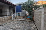 Kuća 84 m2 PRODAJA Gornji Karin, parking, terasa
