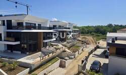 Cetvorosoban stan, Omišalj, Njivice, prodaja, 700000 €, 131 m2