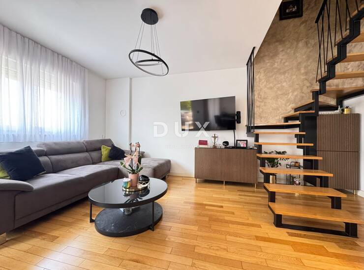 VIŠKOVO – Moderan dvoetažni obiteljski stan od 144 m² s prostranom terasom