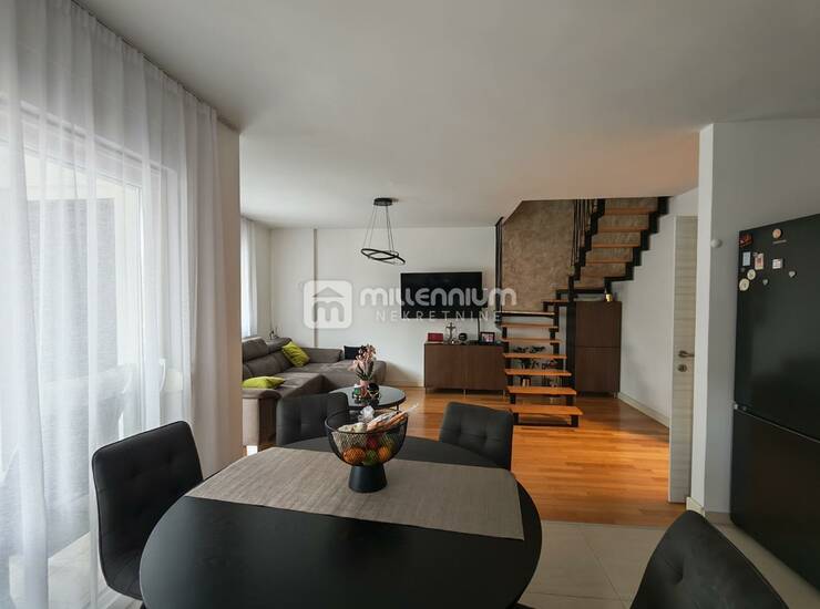 Viškovo, 144.10m2, prekrasan 5s+db s terasom i pogledom