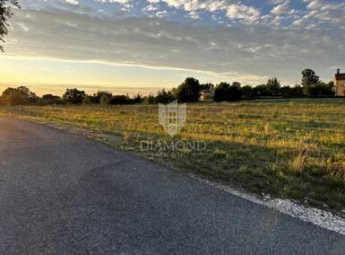 Zemljiste, Poreč, prodaja, 335000 €, 5949 m2