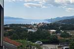 MATULJI, JUŠIĆI- dvoetažni stan 160m2, DB+3S, s pogledom na more + garaža +