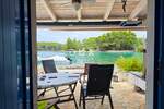 Mali Lošinj, Punta Križa, kamena kuća, prvi red do mora