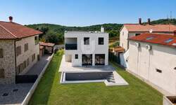 Kuca, Rovinj, prodaja, 520000 €, 198 m2
