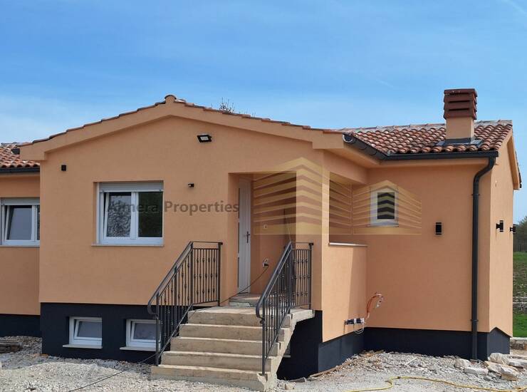 Bez provizije za kupca - Kuća pred dovršetkom izgradnje na prodaju — fotografija 4