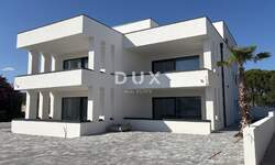 Trosoban stan, Privlaka, prodaja, 348000 €, 82 m2