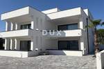 Trosoban stan, Privlaka, prodaja, 318000 €, 80 m2
