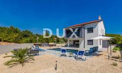 Kuca, Dobrinj, Gostinjac, prodaja, 650000 €, 167 m2