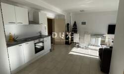 Trosoban stan, Umag, prodaja, 321000 €, 83 m2