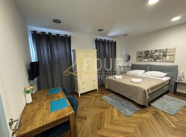 Cetvorosoban stan, Pula, Centar, prodaja, 290000 €, 95 m2