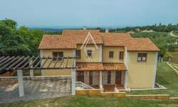 Kuca, Poreč, prodaja, 299000 €, 128 m2