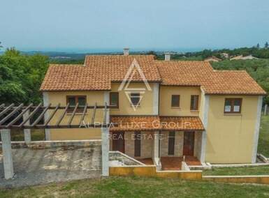 Kuca, Poreč, prodaja, 299000 €, 128 m2