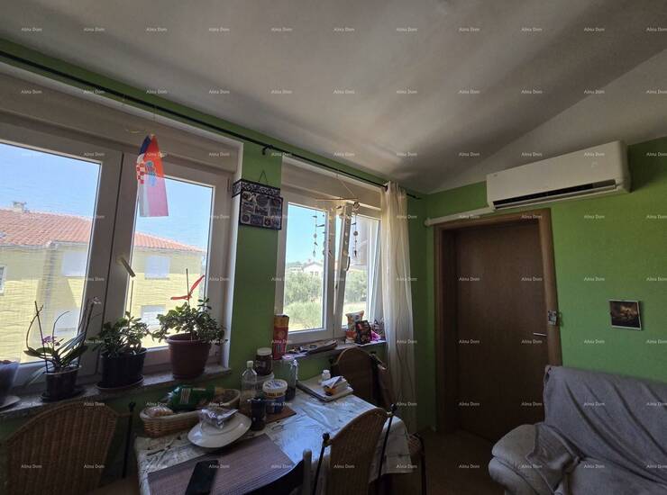 Na prodaju je funkcionalan i ugodan stan ukupne površine 55,86 m², smješ...