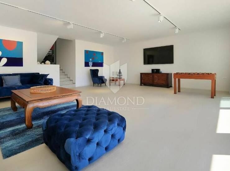 OTOK KRK, MALINSKA - VILLA S BAZENOM I POGLEDOM NA MORE — fotografija 5