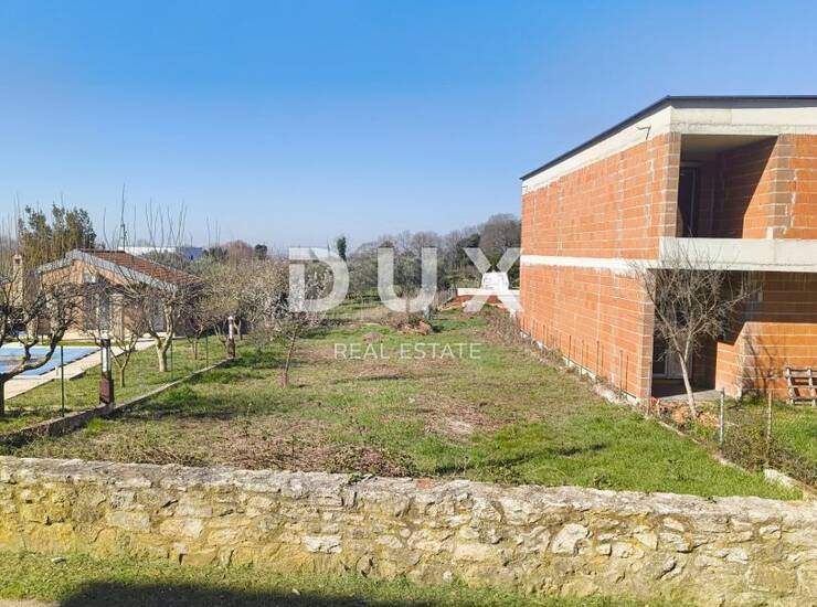 ISTRA, LIŽNJAN - Građevinsko zemljište s priključkom za vodu - BLIZINA MORA — fotografija 3