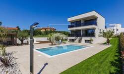 Kuca, Poreč, prodaja, 895000 €, 217 m2