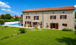 Kuca, Svetvinčenat, prodaja, 630000 €, 230 m2