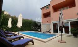Kuca, Medulin, prodaja, 800000 €, 310 m2