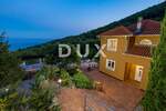 Opatija, Veprinac, samostojeća vila, 200 m2, bazen, igralište, pogled na Kvar