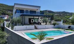 Kuca, Rab, Banjol, prodaja, 999999 €, 270 m2