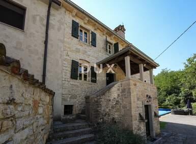 Kuca, Gračišće, prodaja, 375000 €, 200 m2