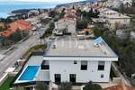 Novi Vinodolski moderna novogradnja blizu plaže i centra grada