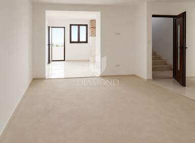 Trosoban stan, Vodnjan, prodaja, 227000 €, 82 m2