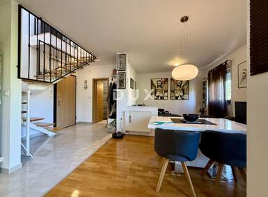 Cetvorosoban stan, Viškovo, prodaja, 350000 €, 100 m2
