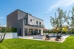 Kuca, Poreč, prodaja, 799000 €, 204 m2