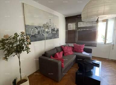 Dvosoban stan, Pula, prodaja, 237000 €, 76 m2